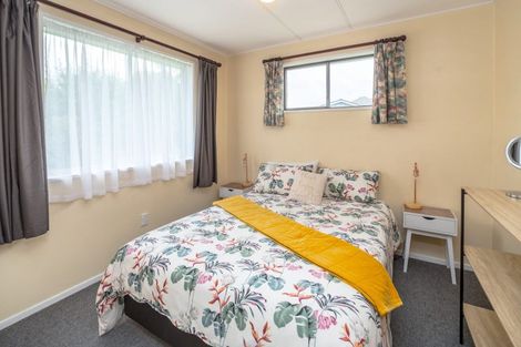 Photo of property in 13 Farrier Grove, Featherston, 5710