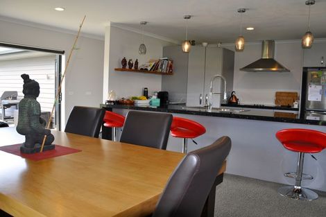 Photo of property in 21 Surfers Avenue, Waihi Beach, 3611