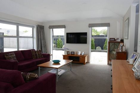 Photo of property in 118b Somerfield Street, Somerfield, Christchurch, 8024