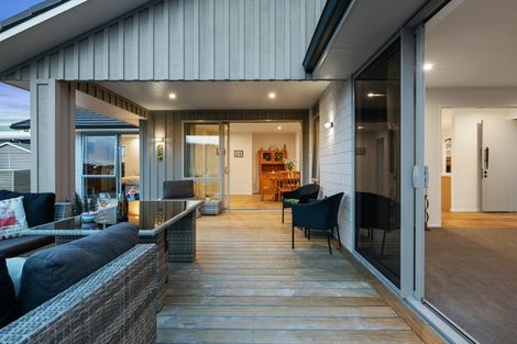 Photo of property in 9 Materawaho Way, Pyes Pa, Tauranga, 3112