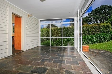 Photo of property in 118 Queen Street, Northcote Point, Auckland, 0627