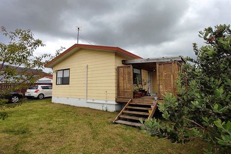 Photo of property in 186 Waitemata Drive, Ranui, Auckland, 0612