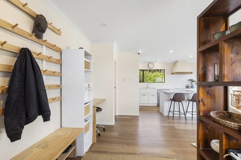 Photo of property in 13 De Castro Place, Titahi Bay, Porirua, 5022