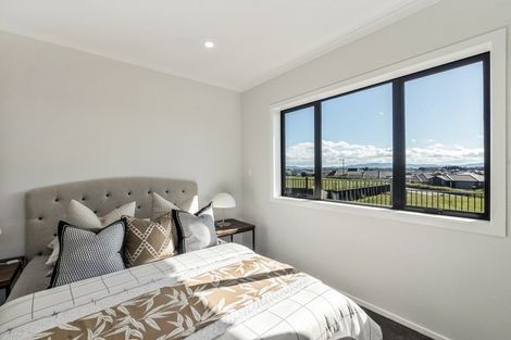 Photo of property in 24 Drower Glen, Flagstaff, Hamilton, 3210