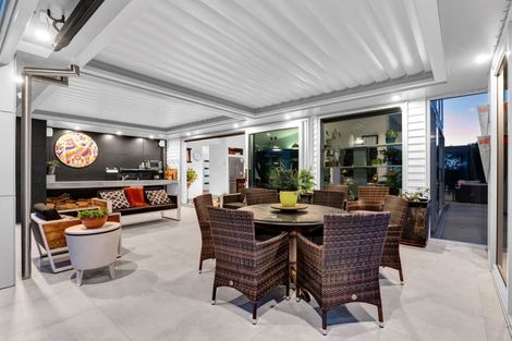 Photo of property in 412a Corbett Road, Lepperton, New Plymouth, 4373