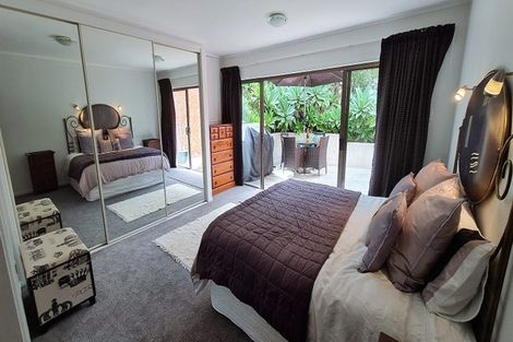 Photo of property in 43 Sharon Road, Waiake, Auckland, 0630