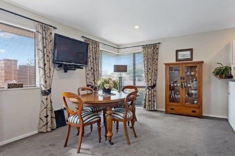 Photo of property in 12a Penruddock Rise, Westmorland, Christchurch, 8025