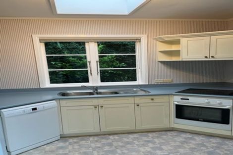 Photo of property in 7 Glenville Road, Karaka Bays, Wellington, 6022