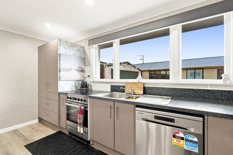 Photo of property in 73 Harvey Street, Grasmere, Invercargill, 9810