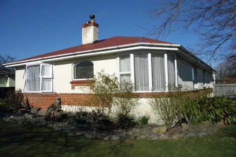 Photo of property in 37 Albert Street, Winton, 9720