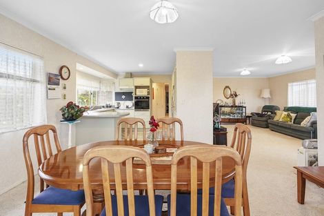 Photo of property in 14 Brymer Road, Grandview Heights, Hamilton, 3200