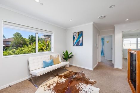 Photo of property in 152a Weatherly Road, Torbay, Auckland, 0630