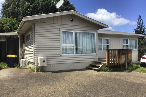 Photo of property in 40a Peach Road, Glenfield, Auckland, 0629