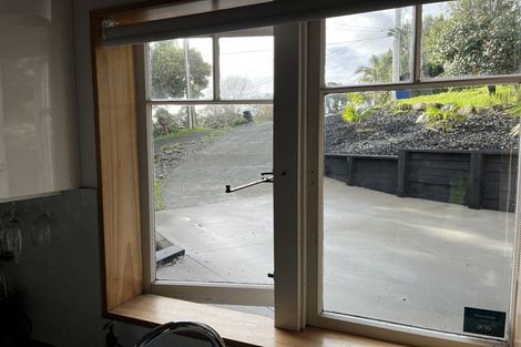 Photo of property in 890 Beach Road, Waiake, Auckland, 0630