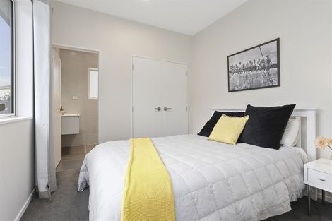 Photo of property in 12 Kahika Grove, Huapai, Kumeu, 0810