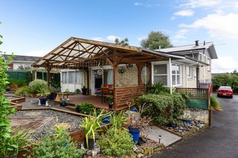 Photo of property in 79 Tuhikaramea Road, Dinsdale, Hamilton, 3204