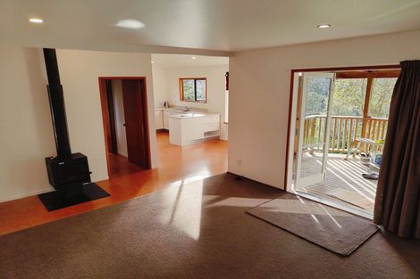 Photo of property in 121 Forest Hill Road, Henderson, Auckland, 0612