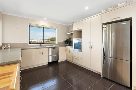 Photo of property in 43 Malta Crescent, Katikati, 3129