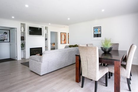 Photo of property in 52 Jarrett Terrace, Leamington, Cambridge, 3432