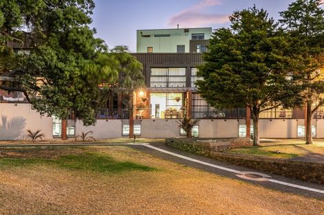 Photo of property in 4/55 Mahuhu Crescent, Auckland Central, Auckland, 1010