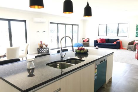 Photo of property in 30 Mcintosh Drive, Pokeno, 2471