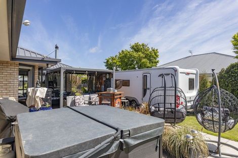 Photo of property in 18 Parkinson Place, Woodend, 7610