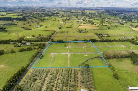 Photo of property in 152 Golding Road, Pukekohe, 2677