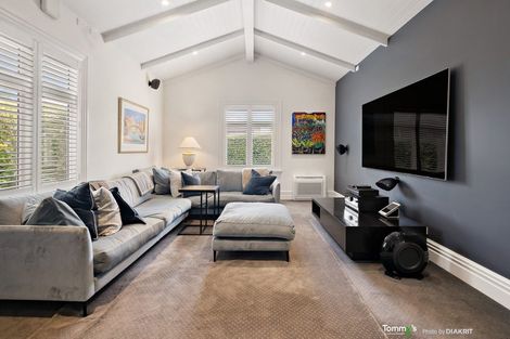 Photo of property in 17b Homewood Avenue, Karori, Wellington, 6012