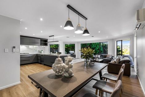 Photo of property in 15 Elliot Street, Riverhead, 0820