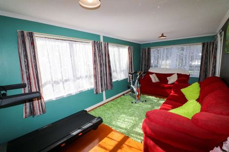 Photo of property in 10 Grant Street, Dannevirke, 4930