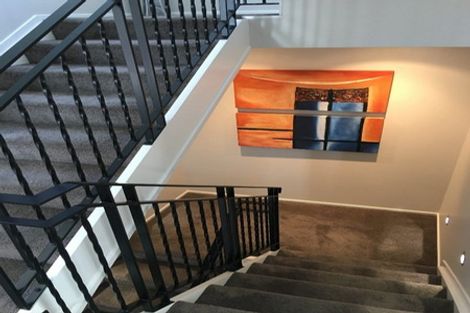 Photo of property in 28 Oakwood Grove, Eastern Beach, Auckland, 2012