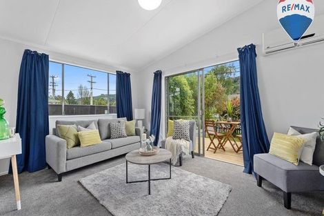 Photo of property in 2/71 Hikurangi Street, Trentham, Upper Hutt, 5018