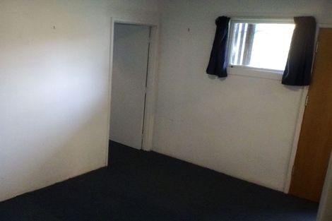 Photo of property in 386 Henderson Valley Road, Henderson Valley, Auckland, 0612