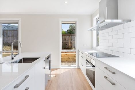 Photo of property in 30 Brigitte View, Snells Beach, 0920