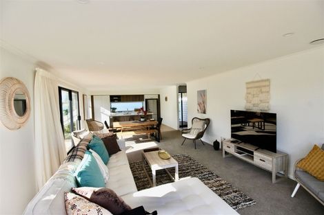 Photo of property in 5 Tango Way, Whitianga, 3510