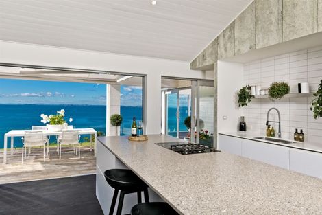 Photo of property in 63 Tiri Road, Manly, Whangaparaoa, 0930