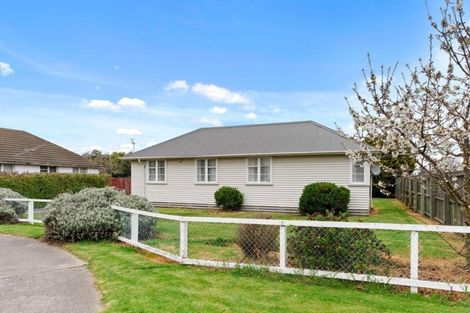 Photo of property in 19 Gregory Avenue, Islington, Christchurch, 8042