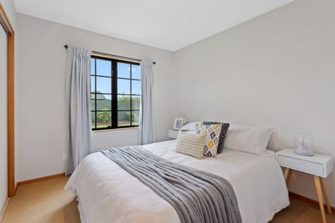 Photo of property in 323 Gardiners Road, Harewood, Christchurch, 8051