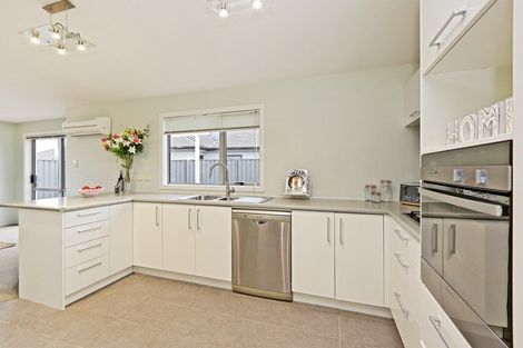 Photo of property in 14 Pacific Avenue, Poraiti, Napier, 4112