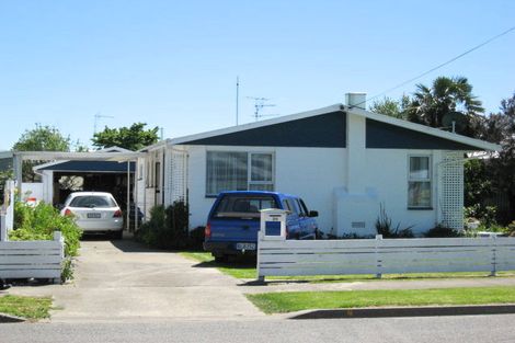Photo of property in 30 Holdaway Street, Riversdale, Blenheim, 7201