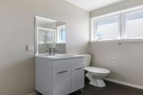 Photo of property in 2/366 Great South Road, Opaheke, Papakura, 2113