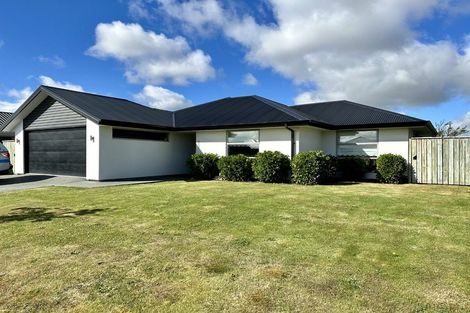 Photo of property in 25 Whiteoak Grove, Tinwald, Ashburton, 7700