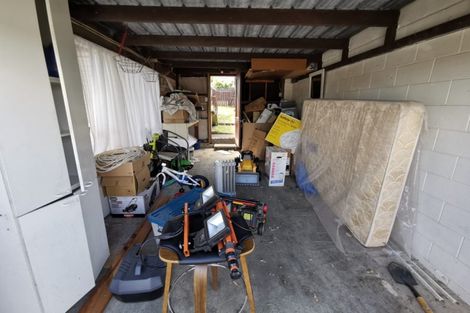 Photo of property in 1/11 Cromdale Avenue, Highland Park, Auckland, 2010