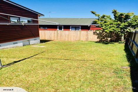Photo of property in 24a East Coast Road, Milford, Auckland, 0620