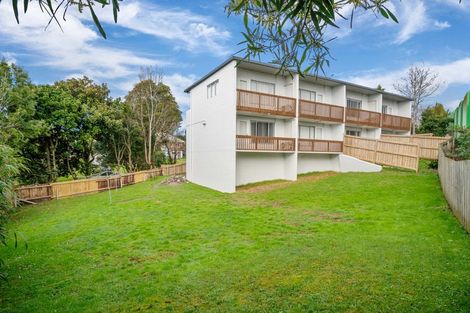 Photo of property in 2/34a Parr Road South, Point Chevalier, Auckland, 1025