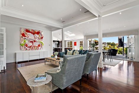 Photo of property in 52 Bassett Road, Remuera, Auckland, 1050