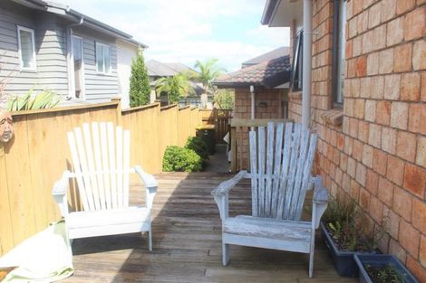 Photo of property in 36 Seresin Crescent, Flat Bush, Auckland, 2016