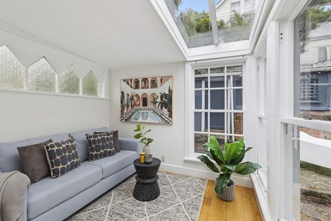 Photo of property in 7 Cottleville Terrace, Thorndon, Wellington, 6011