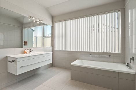 Photo of property in 13 Shaw Street, Arrowtown, 9302