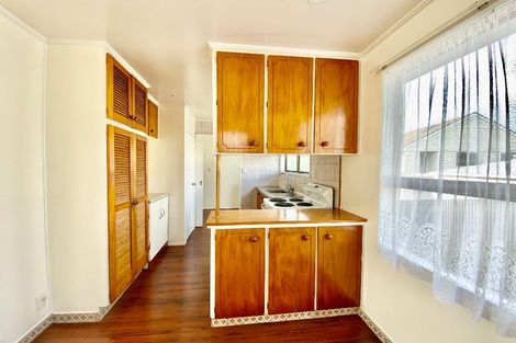 Photo of property in 41 Sharland Avenue, Manurewa, Auckland, 2102